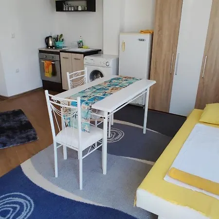 къща поморини Apartamento *