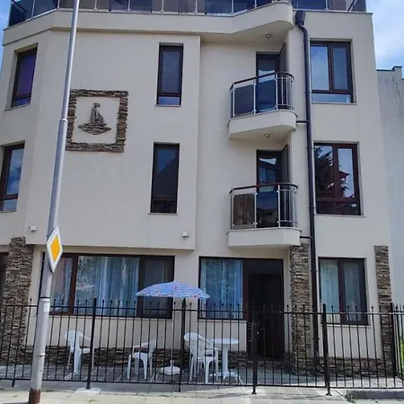 Apartament къща поморини *