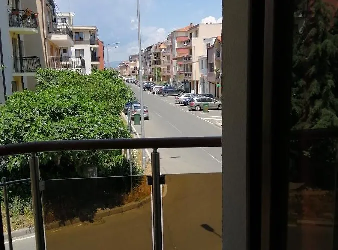 Апартамент къща поморини