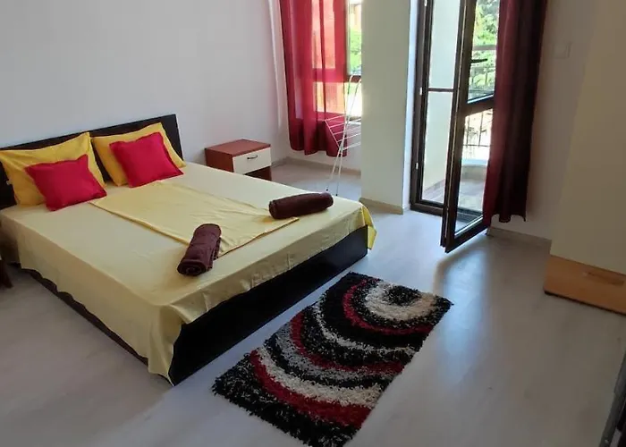 Апартамент къща поморини *