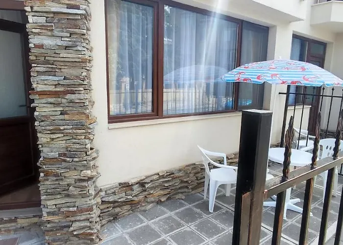 Апартамент къща поморини